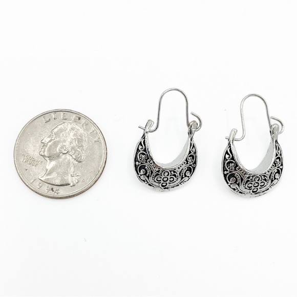 Boho festival vintage style silver tone filigree hoops - Picture 5 of 6